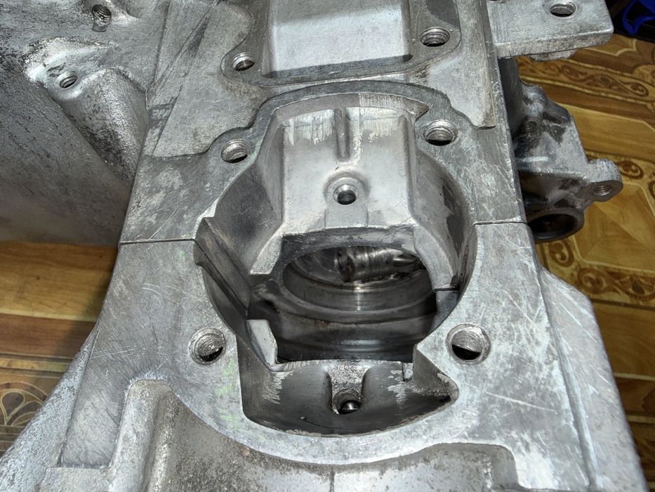 Картера Honda Dio 18,25,27,28 AF18E товстий вал (блок, двигун, мотор)