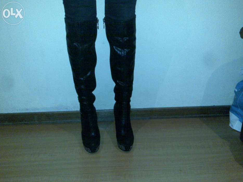 botas (one two two) com altura de 61,5cm - moda italia