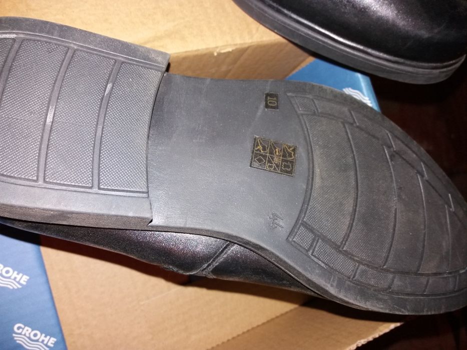 Взуття чоловіче 44 розмір