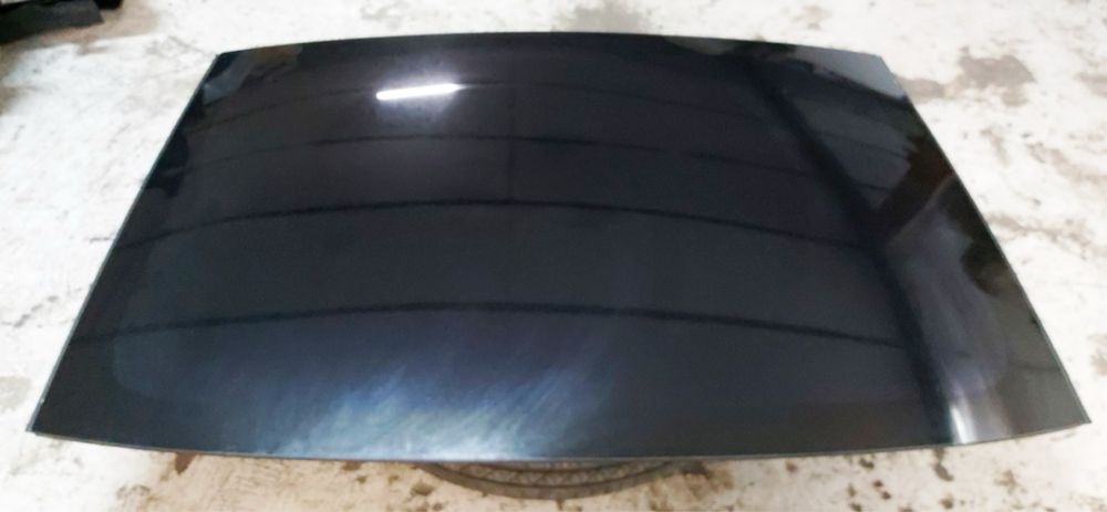 Панорама тесла model 3  / двері тесла м3  / безпека тесла м3