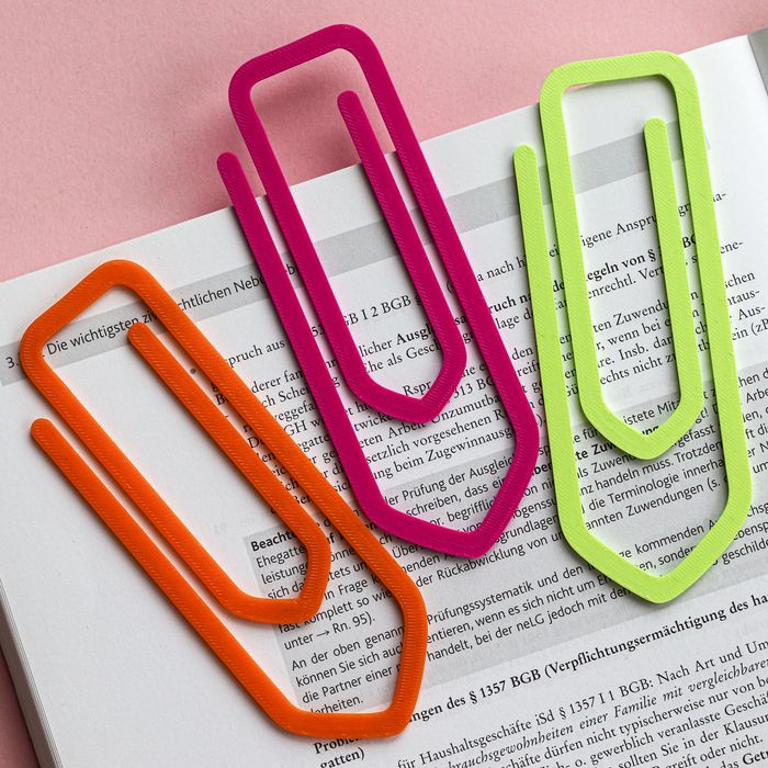 Bookmark de papel em forma de clip gigante