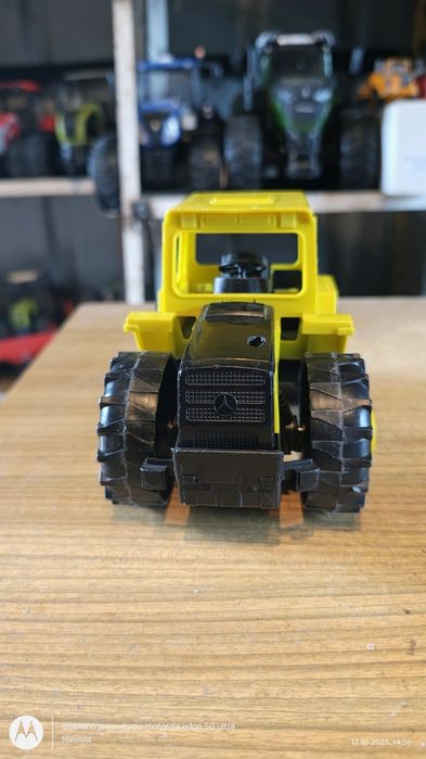 Bruder mb trac 1300
