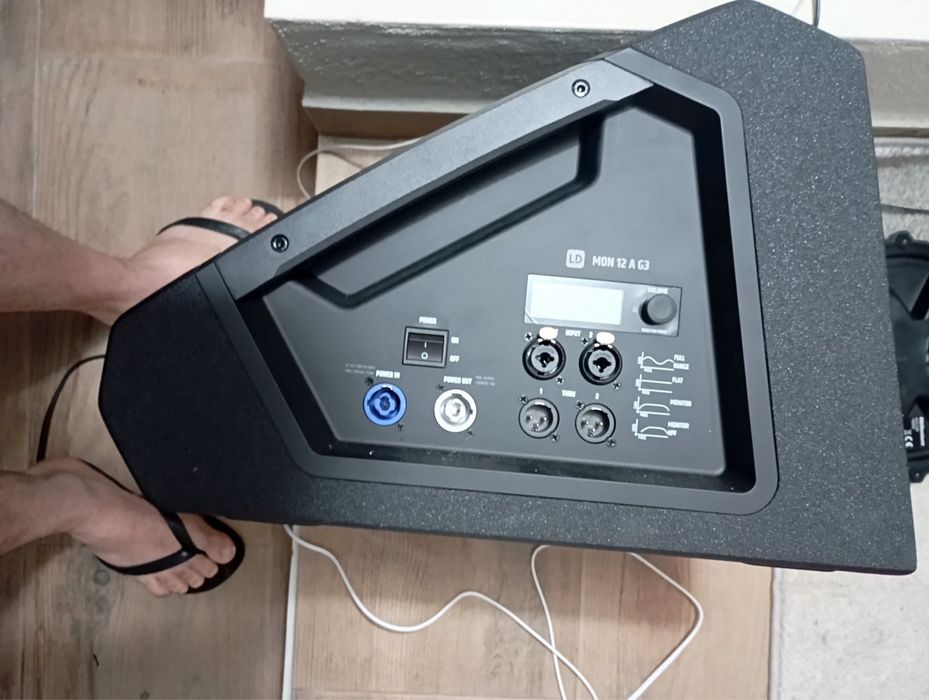 Coluna de som nova com garantia