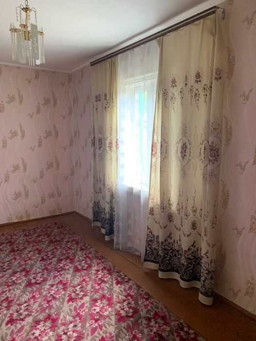 Продам Будинок біля річки в затишному районі   ( район Бровар)