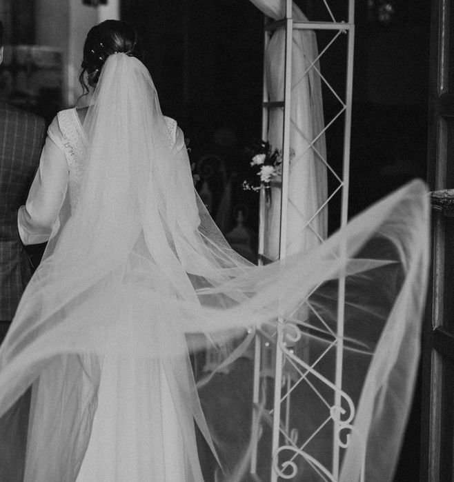 Suknia ślubna w stylu BOHO + długi welon