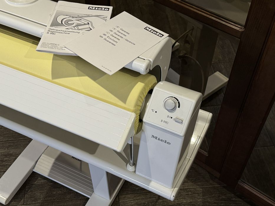 Гладильний каток Miele B990 – професійна якість прасування ідеал