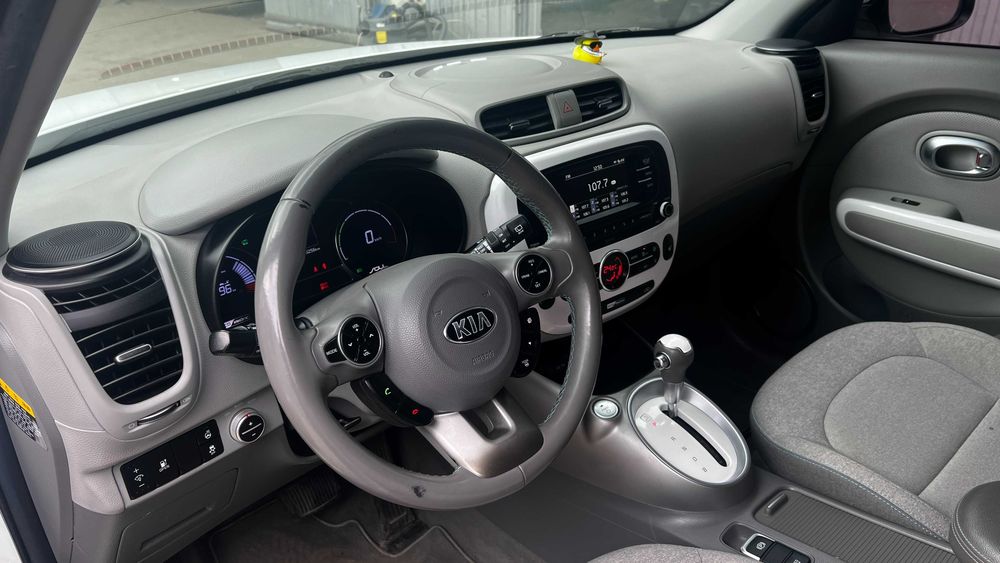 Kia Soul 2017 VIN KNAJN81EFJK029997 фото оголошення 6 з 11