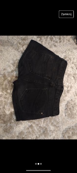 Krotkie spodenki jeansowe niski stan czarne
