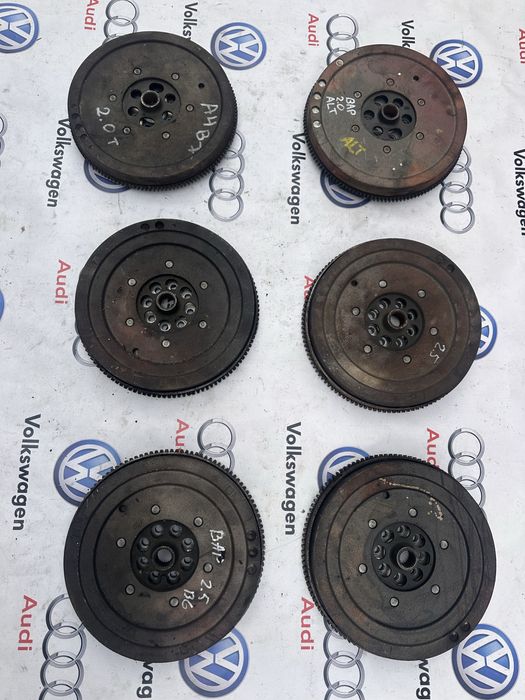 Демпфер Audi A6 C5 2.5 TDI a4 b6 a4 b7 2.0 Multitronic маховик вінець
