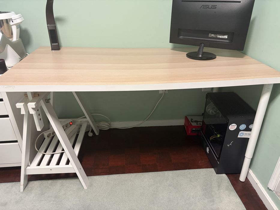 Mesa de Escritorio IKEA