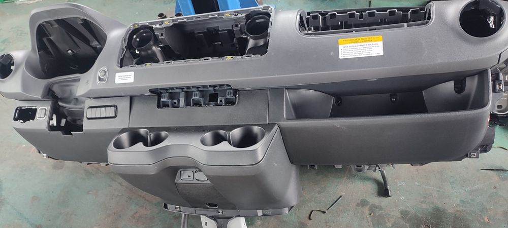 Панель Sprinter 907