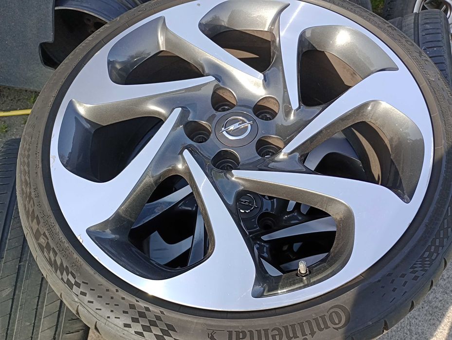 Alufelgi 20 cali 5x120 Opel INSIGNIA oryginalne BMW Trafic Vivaro - opony letnie CONTINENTAL 245x35 ZR20 XL bieznik 7mm