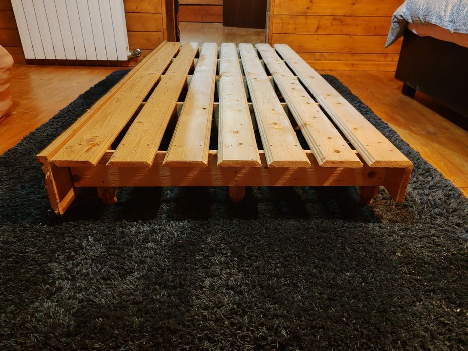 Base cama em pinho + Entrega gratuita