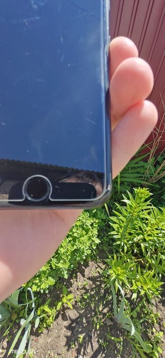 iPhone 7 32gb newerlock