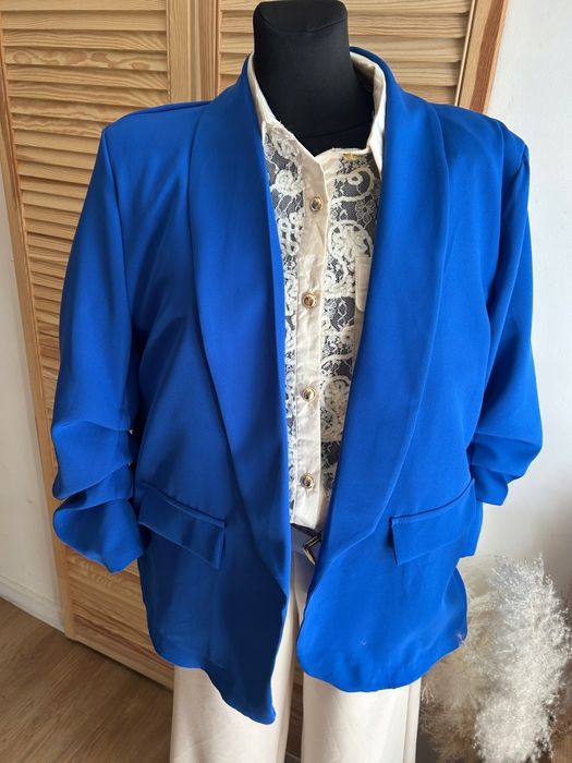 Marynarka damska Plus Size – elegancka Luźny krój rękaw 3/4 chabrowa