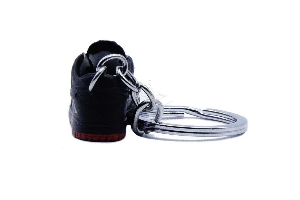 Brelok Nike SB DUNK Low Black Pigeon | Opole