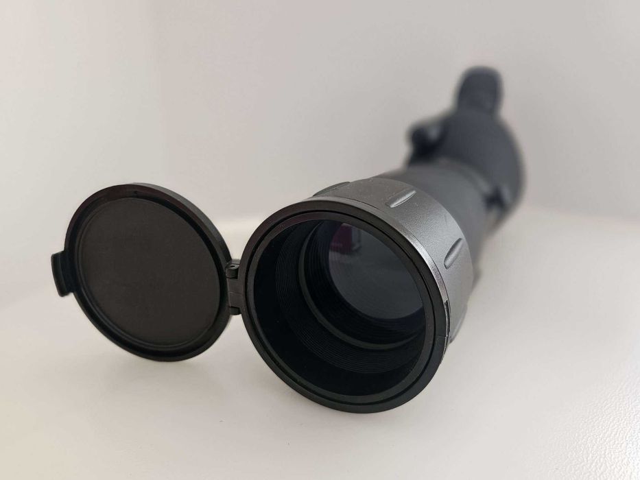 Telescópio terrestre Bresser 20-60x60 (NOVO)