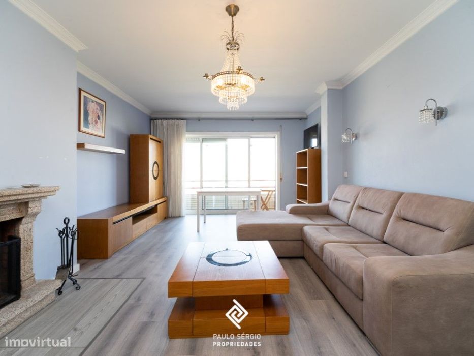 Apartamento T1 mobiliado em São Félix da Marinha