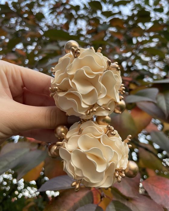 Заколки на волосся