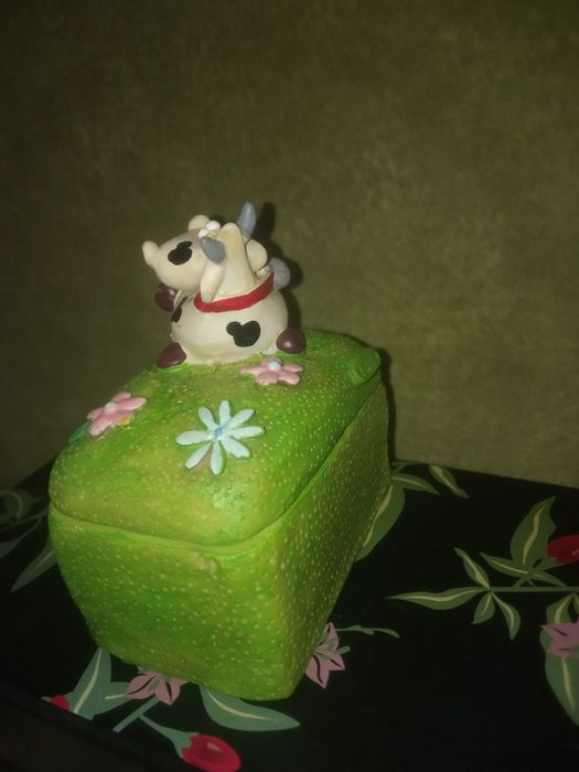 Маленькая декоративная шкатулка, керамика