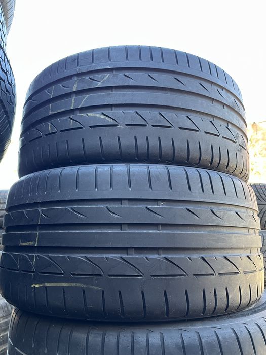 255 35 R19 2шт. Bridgestone Potenza S001 RFT