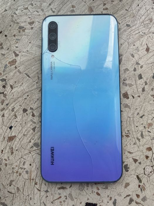 Телефон HUAWEI P smart Pro