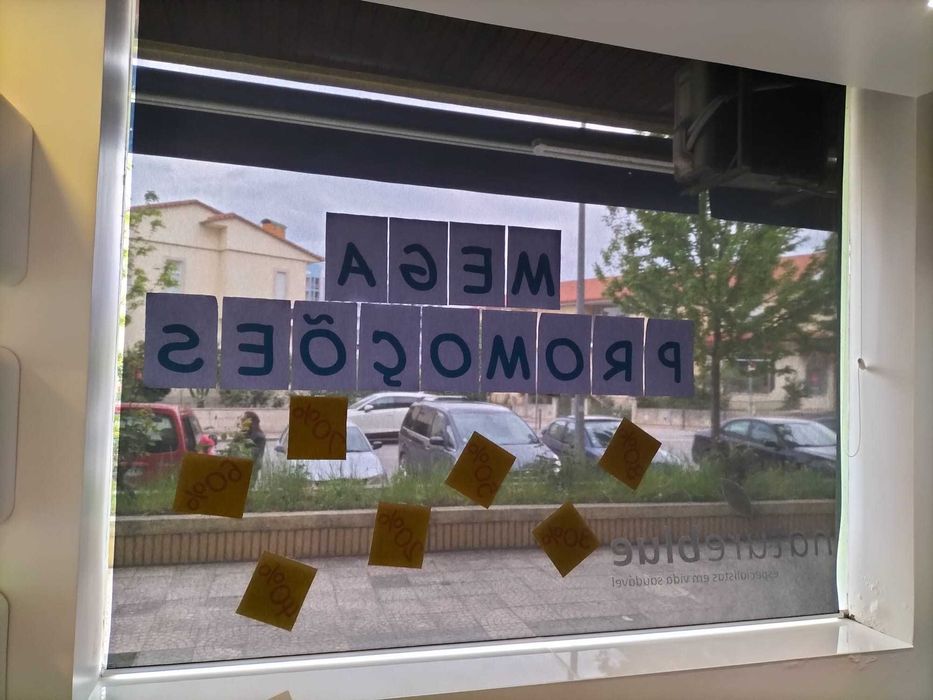 Blackouts pretos Como Novos