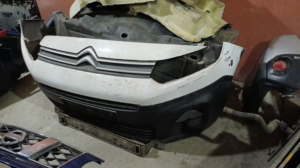 Бампер передній Citroen Berlingo (2018–2024)