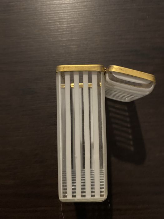 Cigarreira Rígida com Aro de Metal