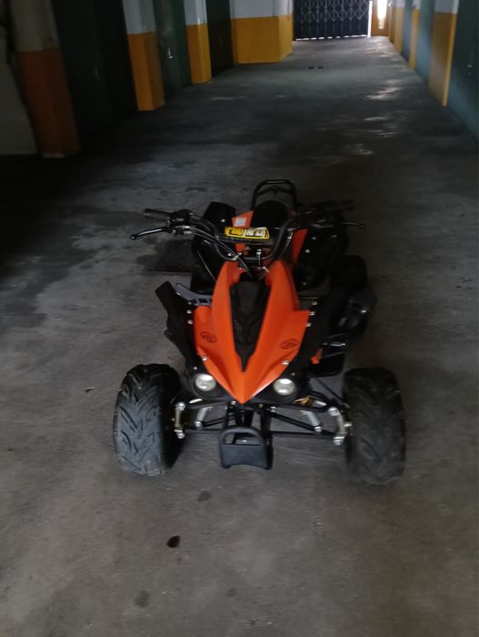 Moto 4 para jovens 110