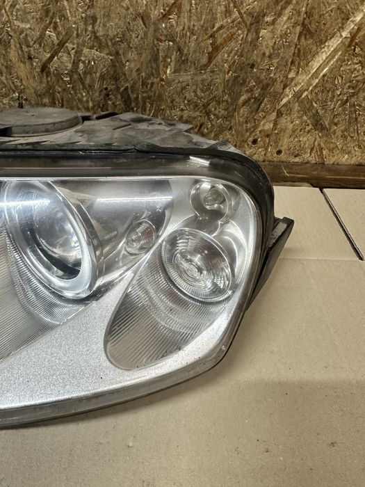 Передня ліва фара VW Touareg Фольксваген Туарег 2002-2006