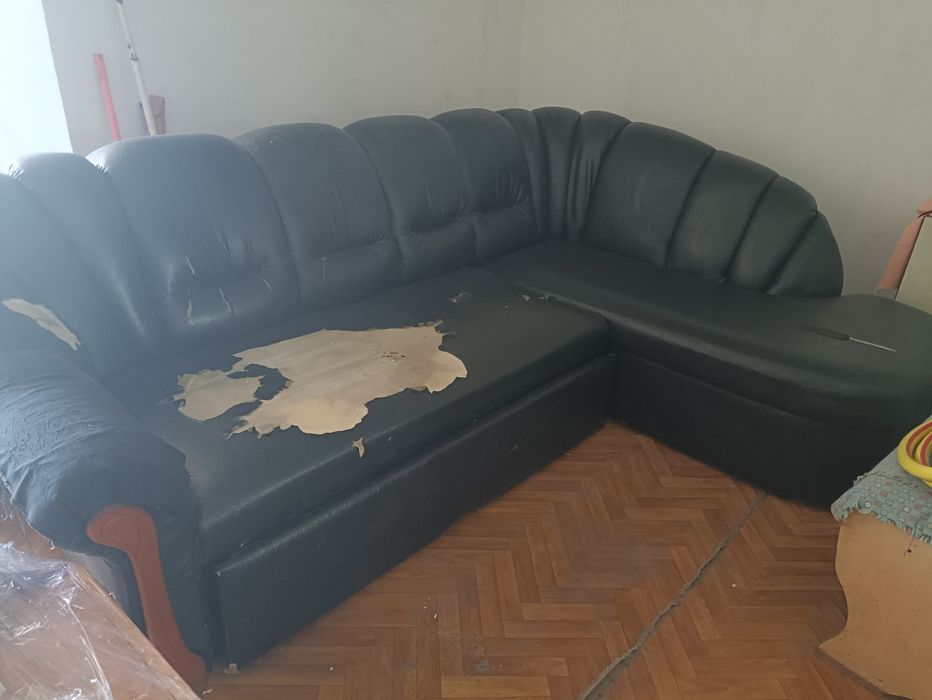 Диван розкладний екошкіра