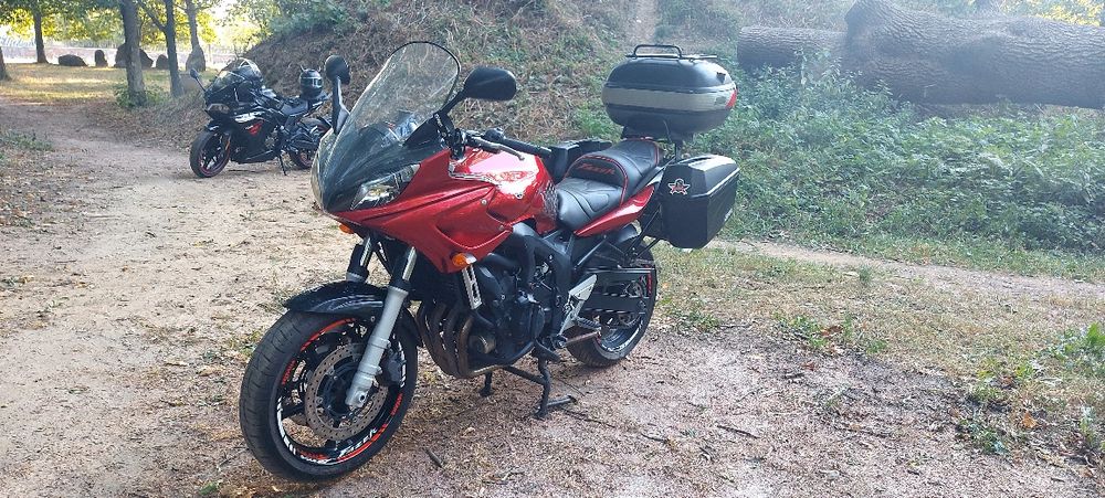 Продам Yamaha FZ6