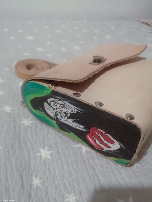 Mala couro e madeira Branca de Neve