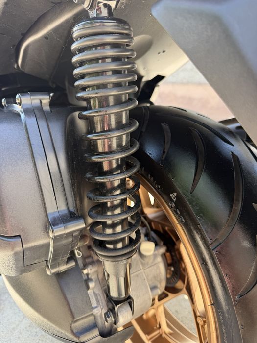 Yamaha X-Max 250 2022 год