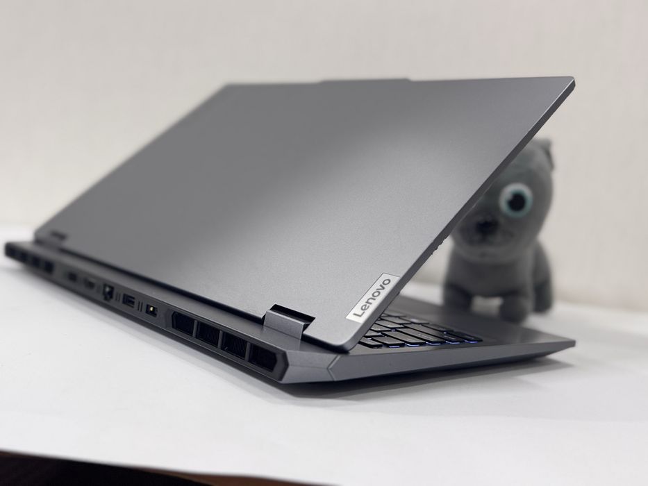 Lenovo LOQ 15ARP9 RTX4060 ryzen 7 7435hs 144hz