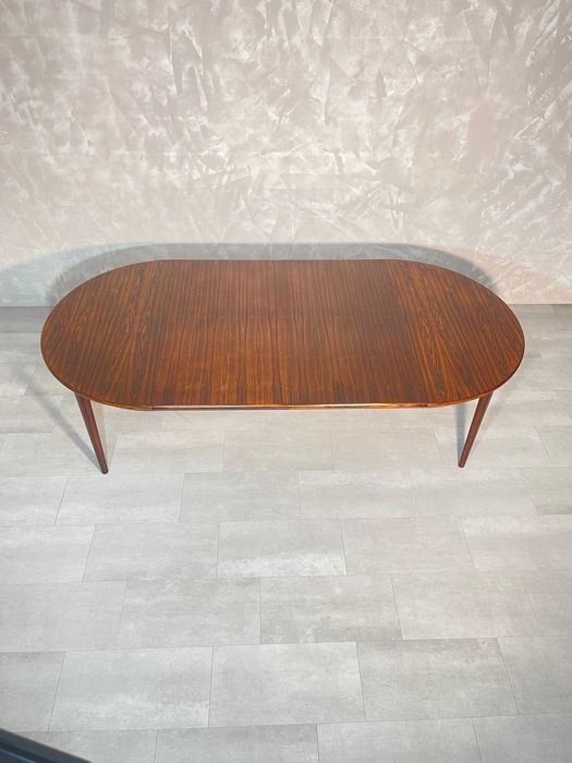 Mesa de jantar Johannes Andersen em pau santo