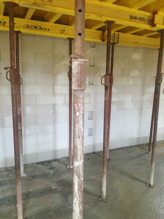 Wynajem wypożyczalnia szalunków stropowych, szalunki stropowe, stemple