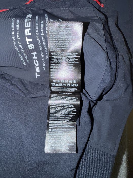 Ветровка Guess, розмір s
