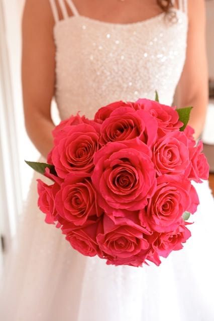 Piękna klasyczna suknia ślubna