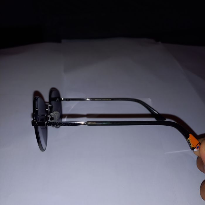 Oculos de sol feminino edição limitada Brasil