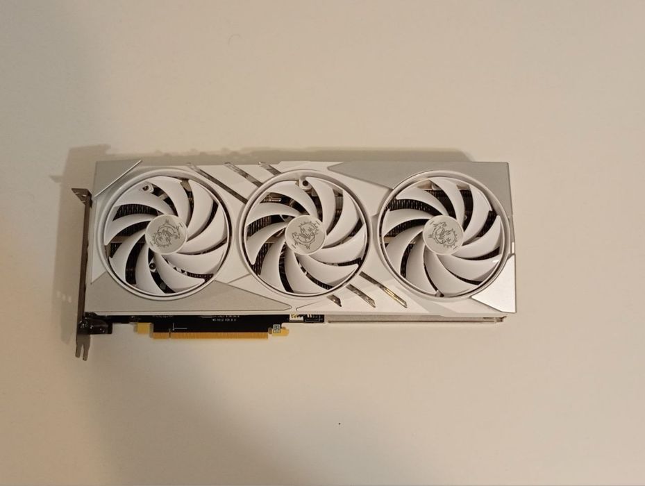 RTX 4070ti super 16gb