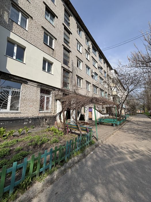 4 х кімнатна Квартира. Район Крюків.