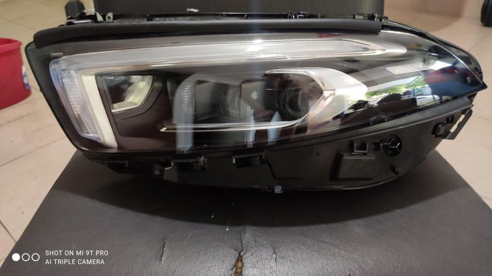 farol esquerdo full Led Multibeam Mercedes w177