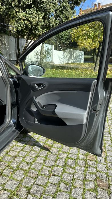 Vendo Seat Ibiza 1.6 tdi - 2014