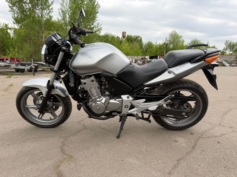 Продам мотоцикл HONDA CBF500