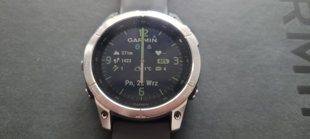 Zegarek sportowy Garmin Fenix 7 srebrny 47mm MIP 1,3"