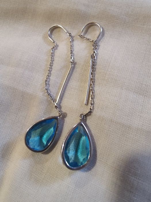 Стильні сережки - протяжки