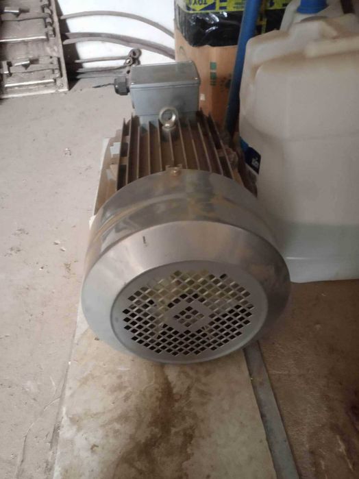 Silnik 11kw NOWY!!! 1445obr, 3-fazy