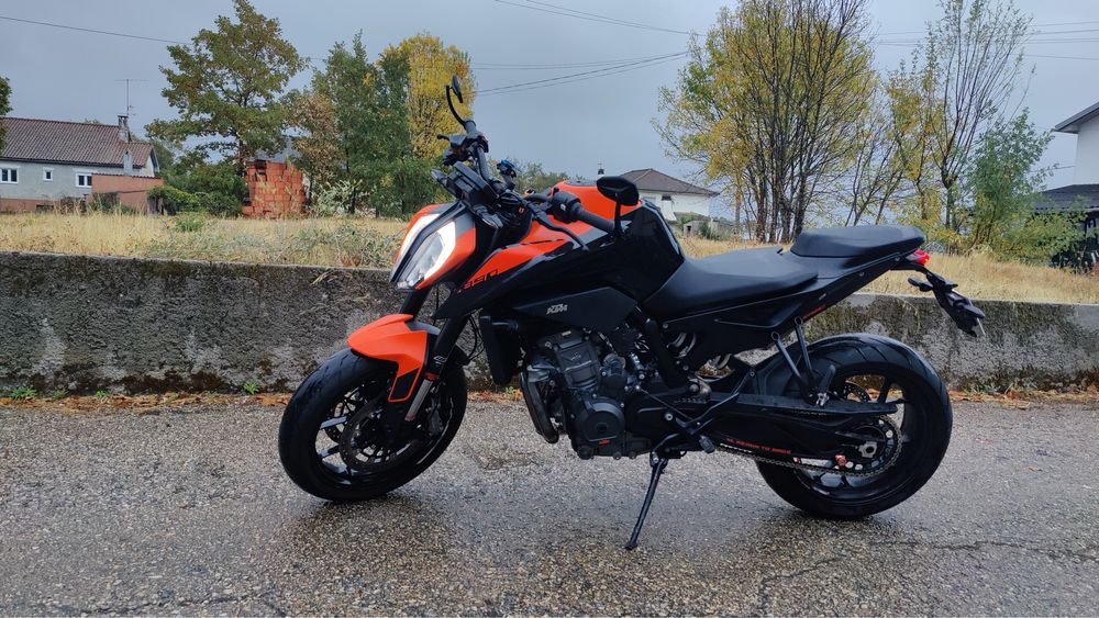 KTM 890 Duke de 2022